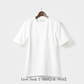クルーネックTシャツ